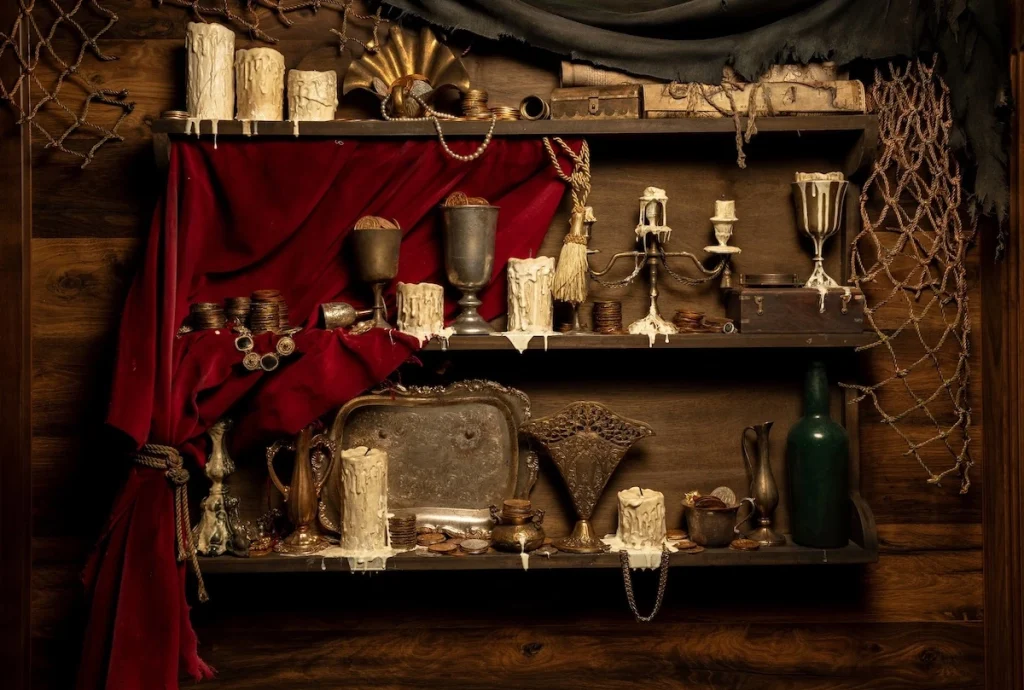 Disney Destiny, Cask and Cannon