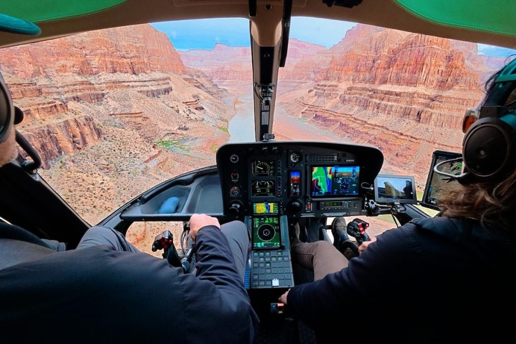 Soarin' Over America Grand Canyon